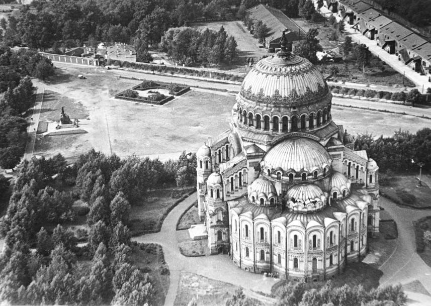 Якорная площадь